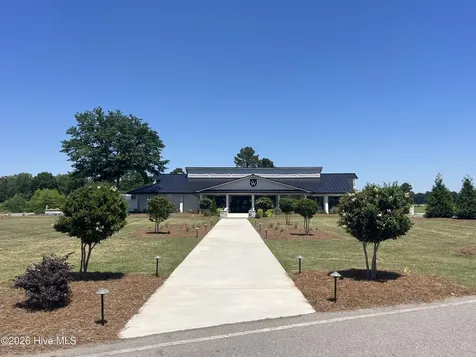 849 Hawthorne Drive Vass NC 28394