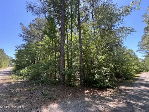 849 Hawthorne Drive Vass NC 28394