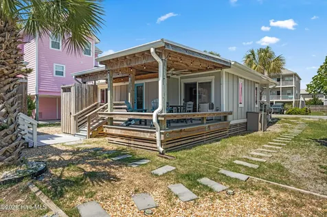 105 High Point Avenue Surf City NC 28445