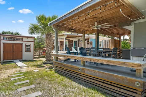 105 High Point Avenue Surf City NC 28445