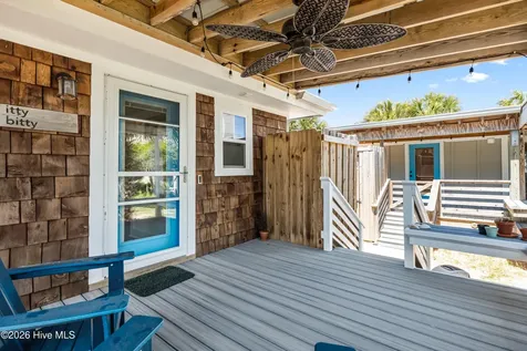 105 High Point Avenue Surf City NC 28445