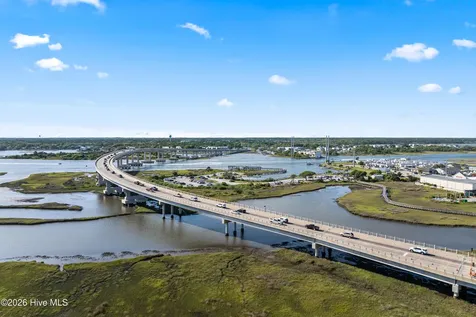 105 High Point Avenue Surf City NC 28445