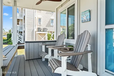 105 High Point Avenue Surf City NC 28445