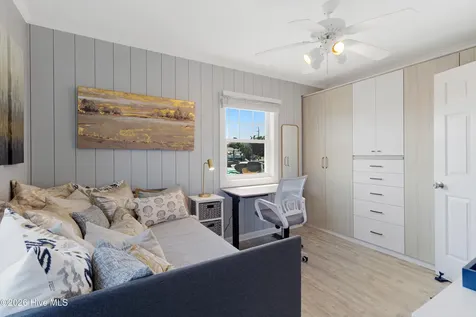213 W Bogue Sound Drive Atlantic Beach NC 28512