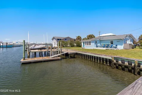 213 W Bogue Sound Drive Atlantic Beach NC 28512