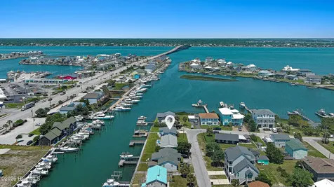 213 W Bogue Sound Drive Atlantic Beach NC 28512