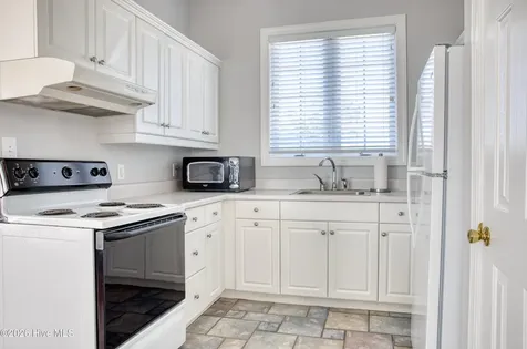 109 Fifth Avenue S Kure Beach NC 28449