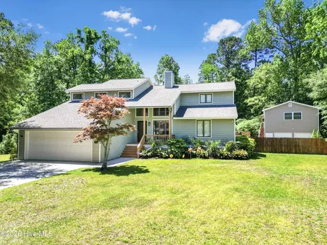 6600 Lyonia Court Wilmington NC 28411