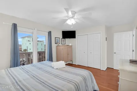 902 Carolina Beach Avenue N Carolina Beach NC 28428