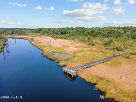 201 Lockhaven Drive SE Bolivia NC 28422