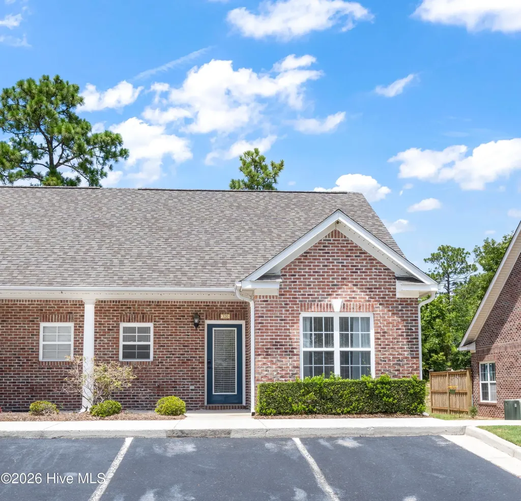 320 Hibiscus Way Wilmington NC 28412