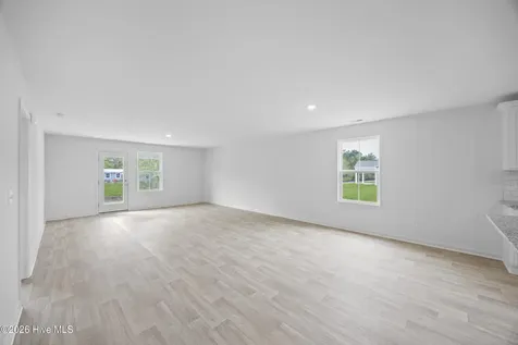 4641 Swimming Lane Shallotte NC 28470