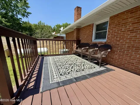 215 N Edgewood Avenue Williamston NC 27892