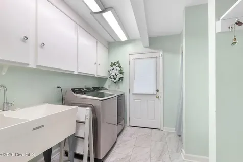 116 Beechwood Drive Pine Knoll Shores NC 28512