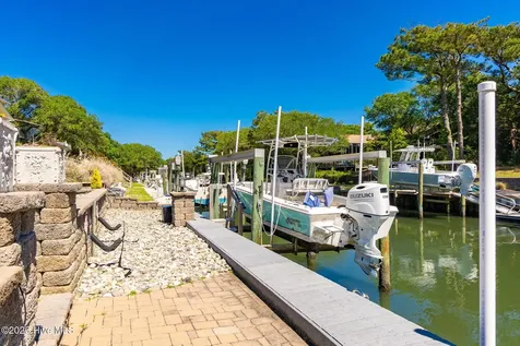 116 Beechwood Drive Pine Knoll Shores NC 28512