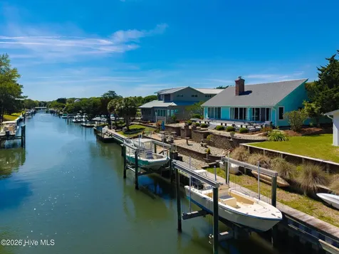116 Beechwood Drive Pine Knoll Shores NC 28512