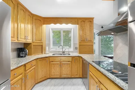 116 Beechwood Drive Pine Knoll Shores NC 28512