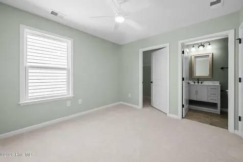 3708 Old Sand Mine Drive Wilmington NC 28412