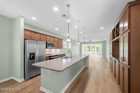 3708 Old Sand Mine Drive Wilmington NC 28412
