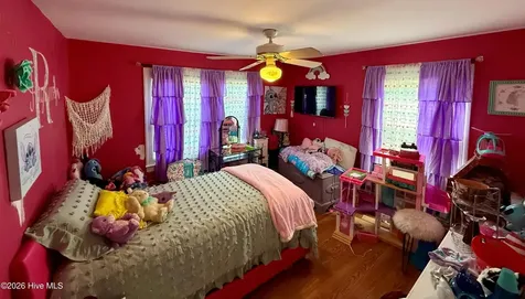 207 W Church Street Walstonburg NC 27888