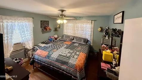 207 W Church Street Walstonburg NC 27888