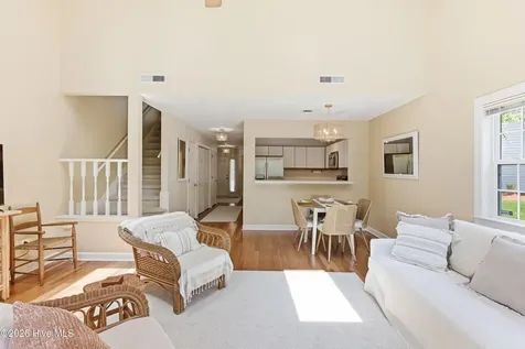 6211 Wrightsville Avenue Wilmington NC 28403