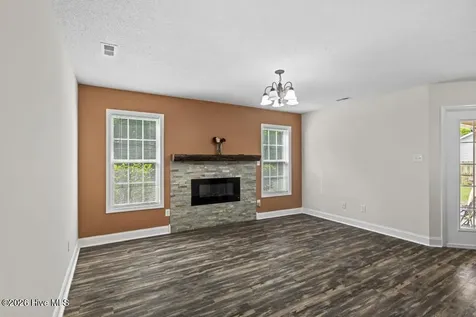 132 Forest Bluff Drive Jacksonville NC 28540