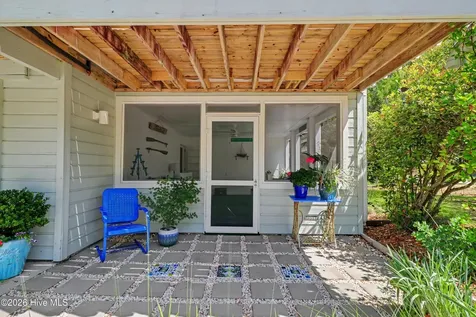 301 22nd Place E Oak Island NC 28465