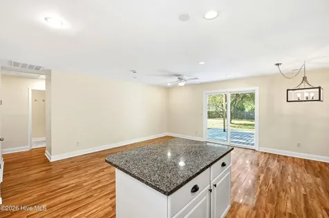 548 Manassas Drive Wilmington NC 28409