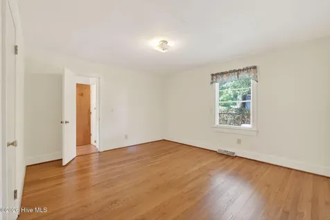 403 S Pearl Street Princeton NC 27569