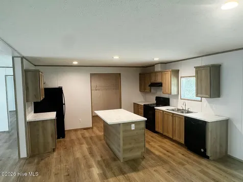 97 Bridgeside Road Rocky Point NC 28457