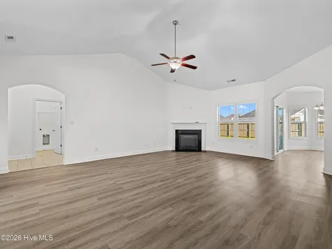 506 Ivory Court Jacksonville NC 28546