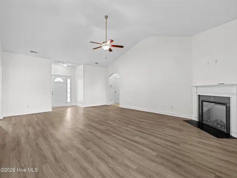 506 Ivory Court Jacksonville NC 28546