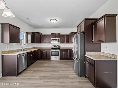 506 Ivory Court Jacksonville NC 28546