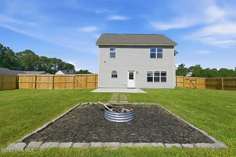 100 Shallow Court Sneads Ferry NC 28460