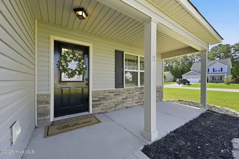 100 Shallow Court Sneads Ferry NC 28460