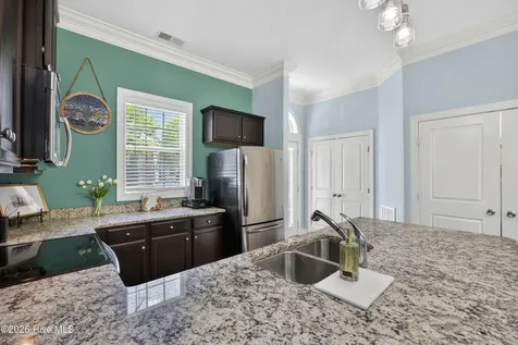 4942 Exton Park Loop Castle Hayne NC 28429