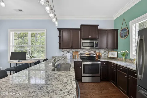 4942 Exton Park Loop Castle Hayne NC 28429