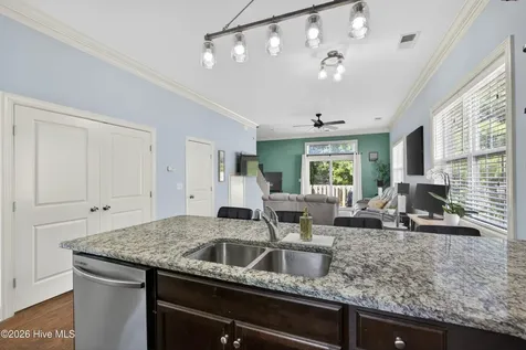 4942 Exton Park Loop Castle Hayne NC 28429