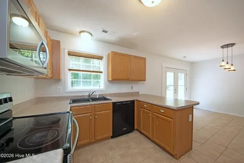 113 Bennie Court Jacksonville NC 28540