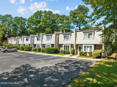 610 Cobblestone Drive Wilmington NC 28405