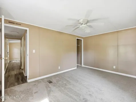 106 Mcclendon Court Richlands NC 28574