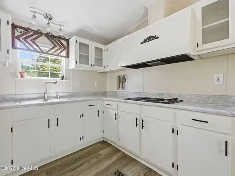 106 Mcclendon Court Richlands NC 28574