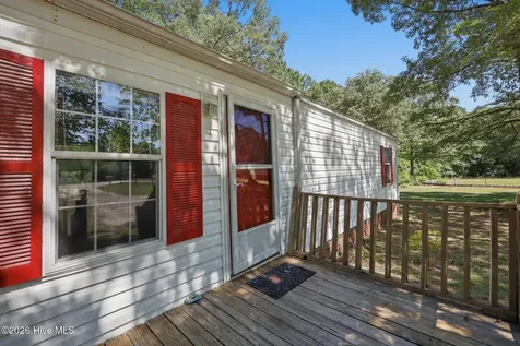 106 Mcclendon Court Richlands NC 28574