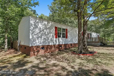 106 Mcclendon Court Richlands NC 28574
