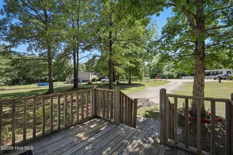 106 Mcclendon Court Richlands NC 28574