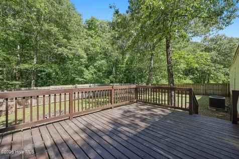 106 Mcclendon Court Richlands NC 28574