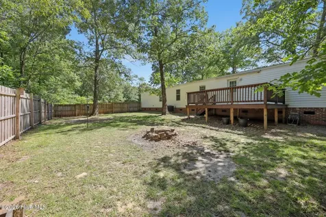106 Mcclendon Court Richlands NC 28574
