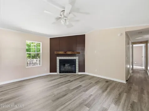 106 Mcclendon Court Richlands NC 28574