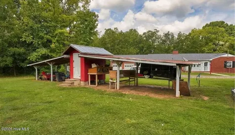 2727 North Moore Road Robbins NC 27325